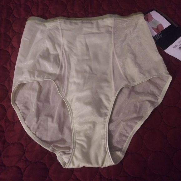 Lycra Bodywear 3pc set - Picture 7 of 9